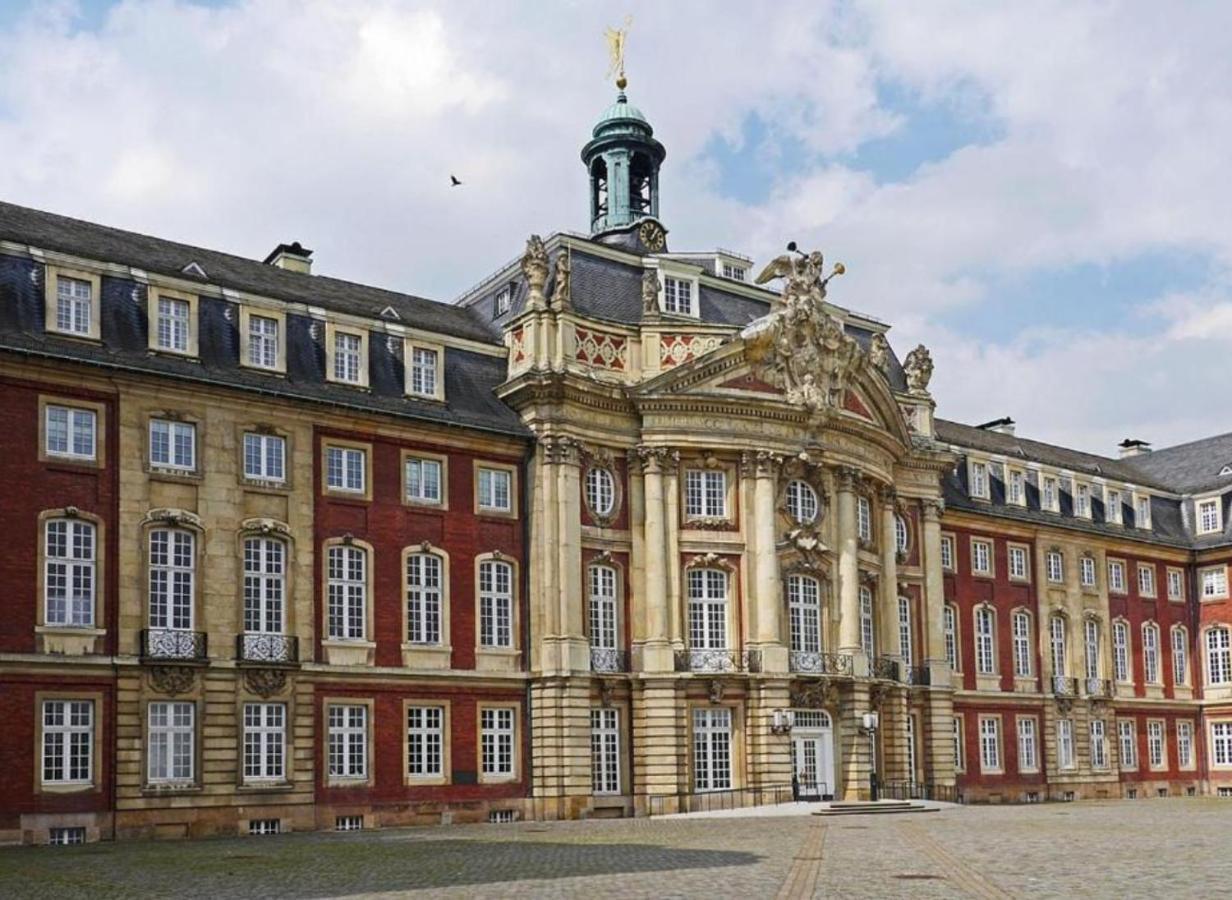 Schickes, Stilvolles Und Helles Apartment In Muenster Zewnętrze zdjęcie